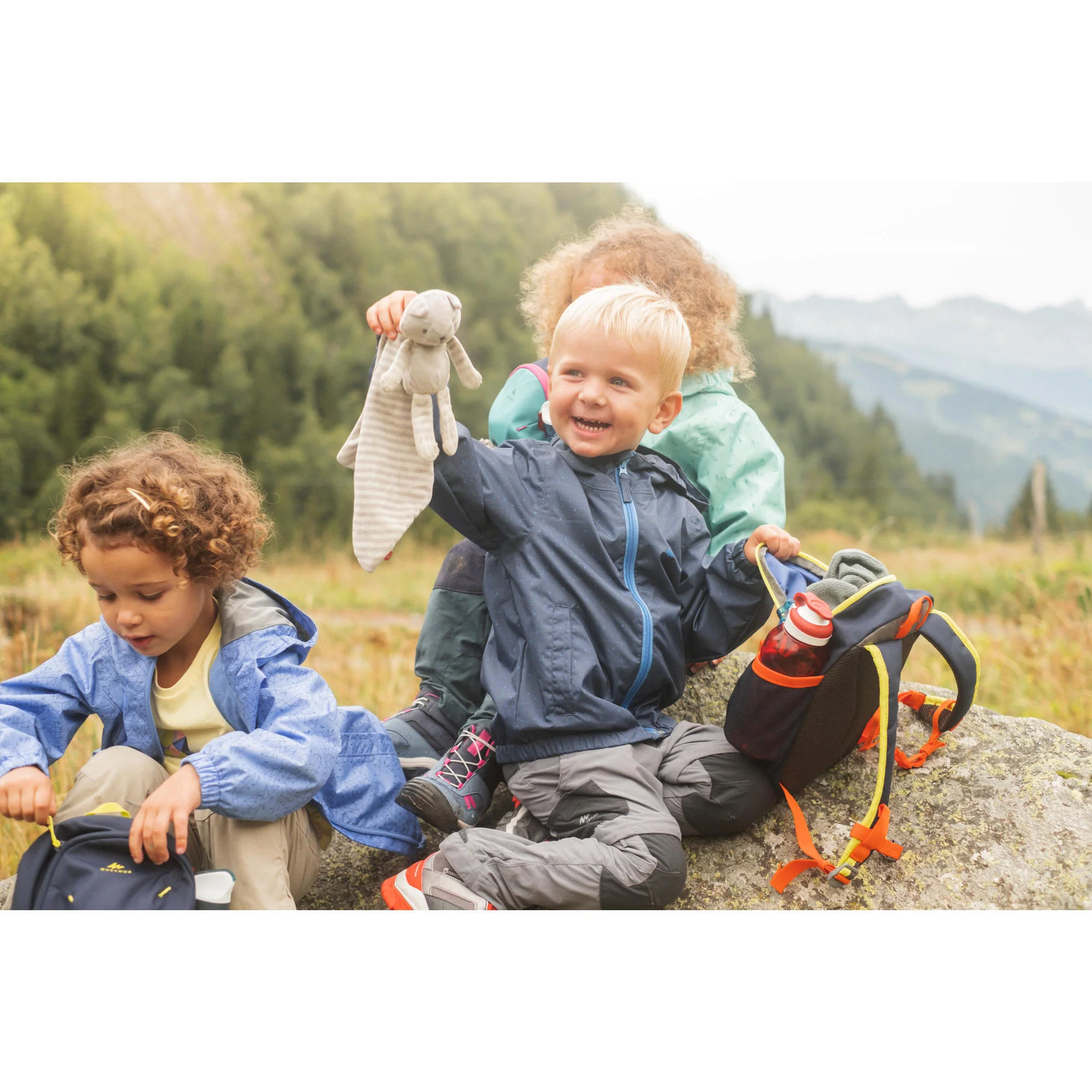 Quechua Kids' MH100 5L Hiking Backpack - Image 9